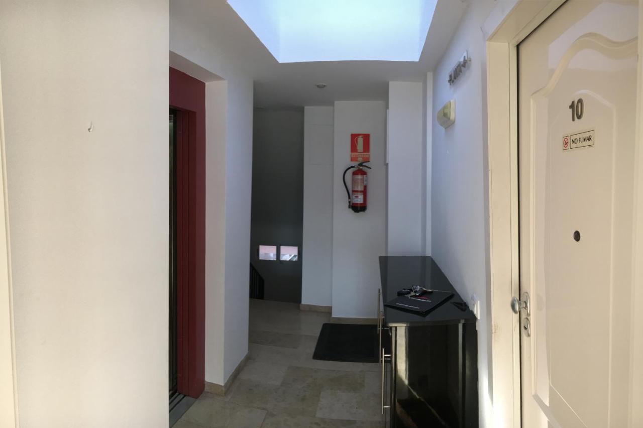 Penthouse La Paz 9 - Castle View Apartment Морайра Екстериор снимка