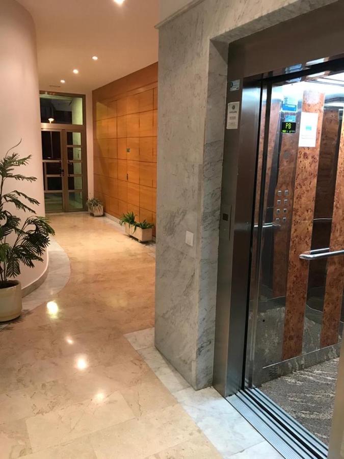 Penthouse La Paz 9 - Castle View Apartment Морайра Екстериор снимка