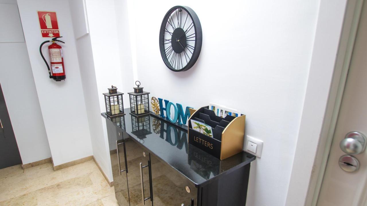 Penthouse La Paz 9 - Castle View Apartment Морайра Екстериор снимка