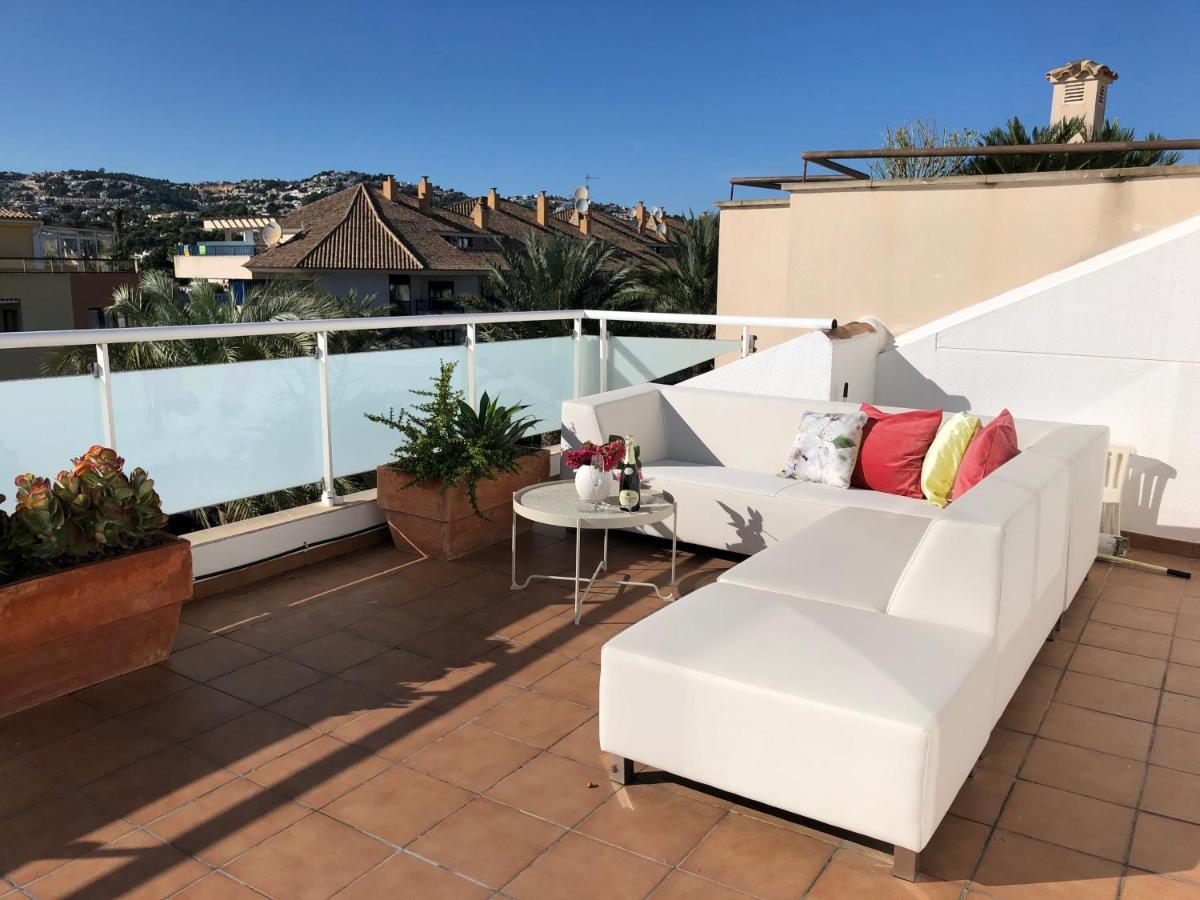 Penthouse La Paz 9 - Castle View Apartment Морайра Екстериор снимка