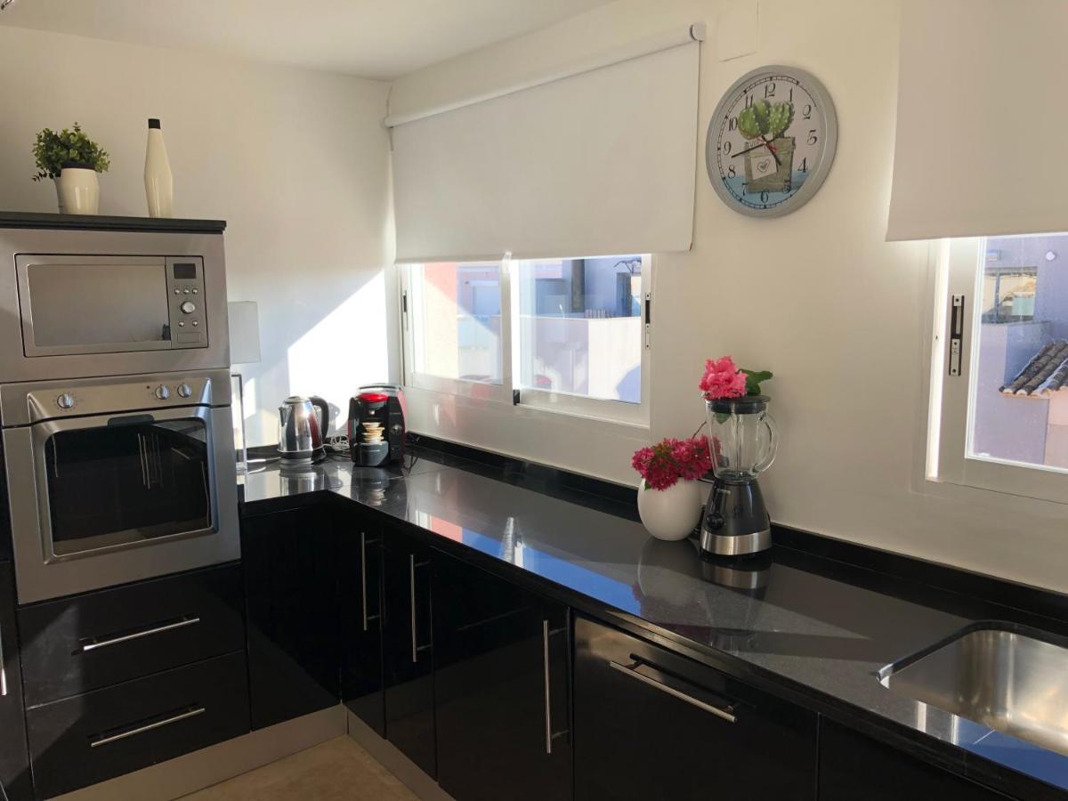 Penthouse La Paz 9 - Castle View Apartment Морайра Екстериор снимка