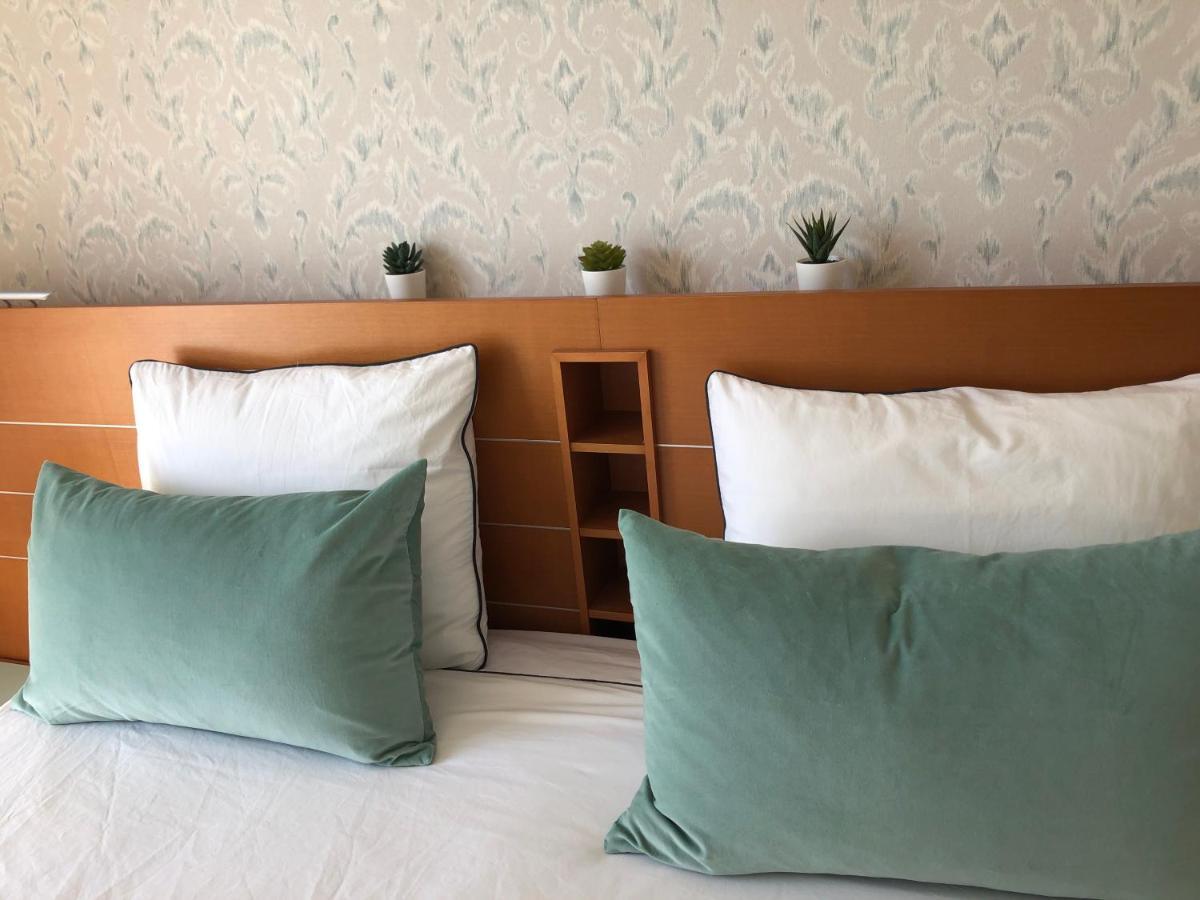 Penthouse La Paz 9 - Castle View Apartment Морайра Екстериор снимка